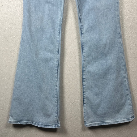 Abercrombie & Fitch The Flare Ultra HighRise Women Jean 29/8R Light Wash Stretch - Picture 14 of 17